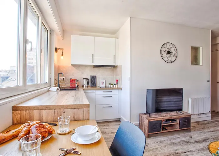 Le Nid - Hypercentre - Vue Sur Le Chateau アパート